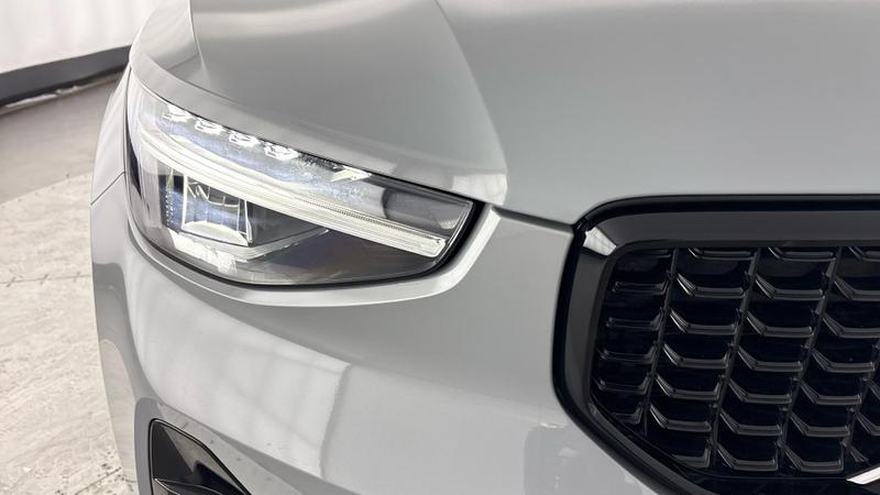 Used Volvo XC40 2024 for sale - 77339870: Photo 42