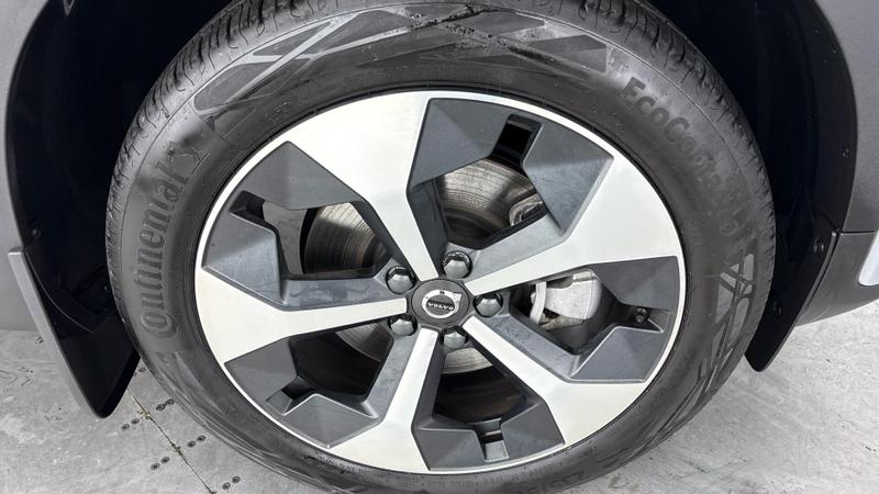 Used Volvo XC40 2024 for sale - 77339870: Photo 5