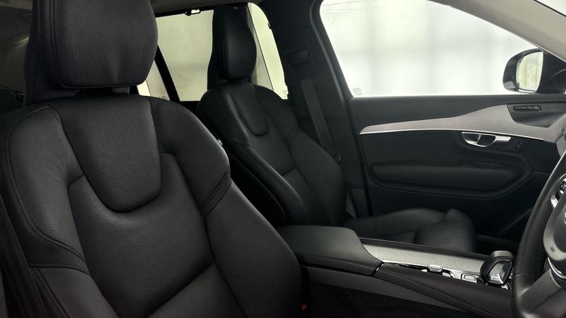 Used Volvo XC90 2023 for sale - 76941289: Photo 16