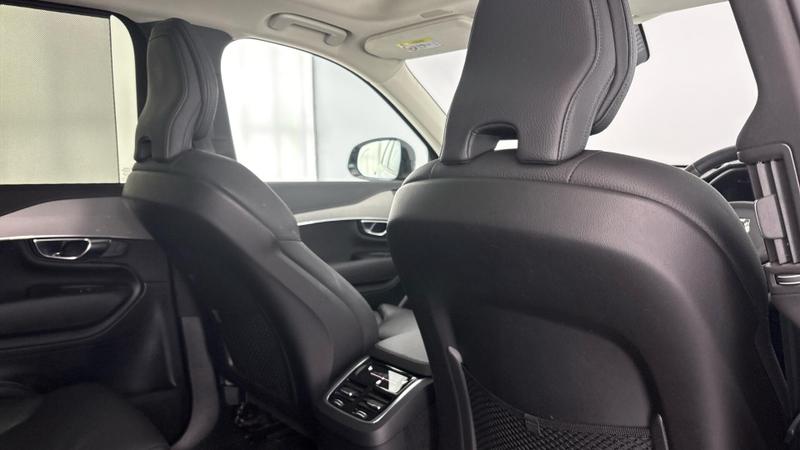 Used Volvo XC90 2023 for sale - 76941289: Photo 28