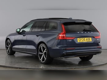 Used Volvo V60 2025 for sale - 76508258: Photo