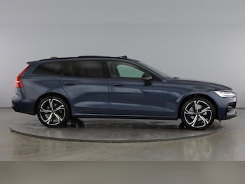 Used Volvo V60 2025 for sale - 76508258: Photo