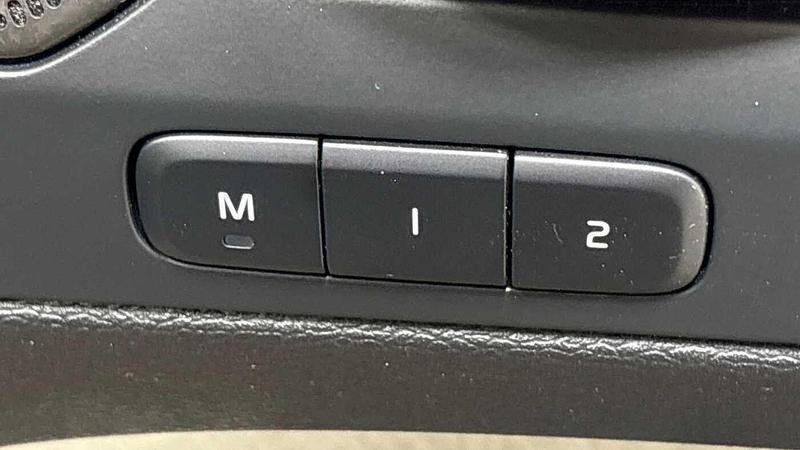 Used Volvo XC40 2025 for sale - 76853450: Photo 26