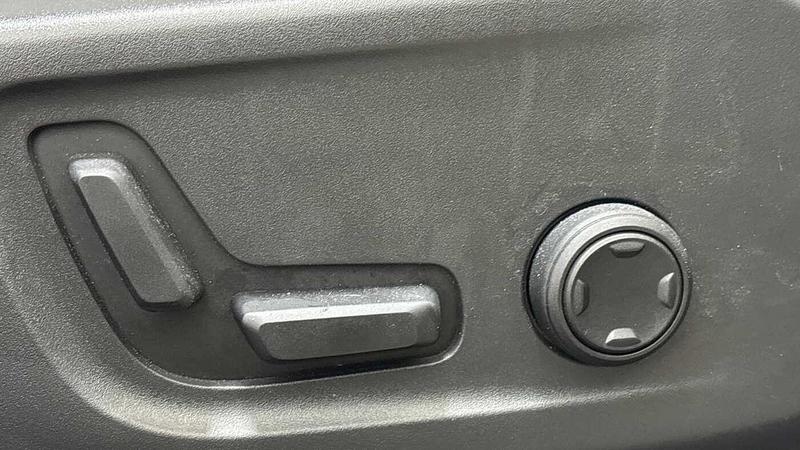 Used Volvo XC40 2025 for sale - 76853450: Photo 28