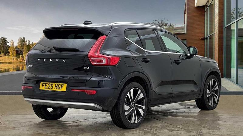Used Volvo XC40 2025 for sale - 76853450: Photo 3
