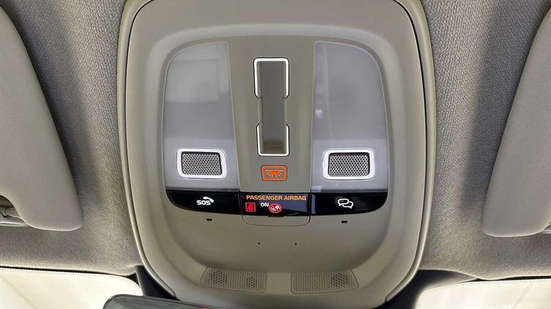 Used Volvo XC40 2025 for sale - 76853450: Photo 33