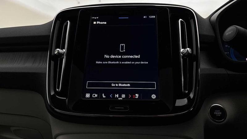 Used Volvo XC40 2025 for sale - 76853450: Photo 38