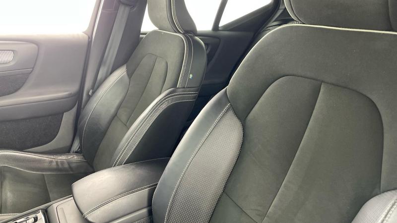 Used Volvo XC40 2020 for sale - 77044776: Photo 36