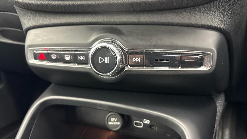 Used Volvo XC40 2023 for sale - 77407006: Photo 21