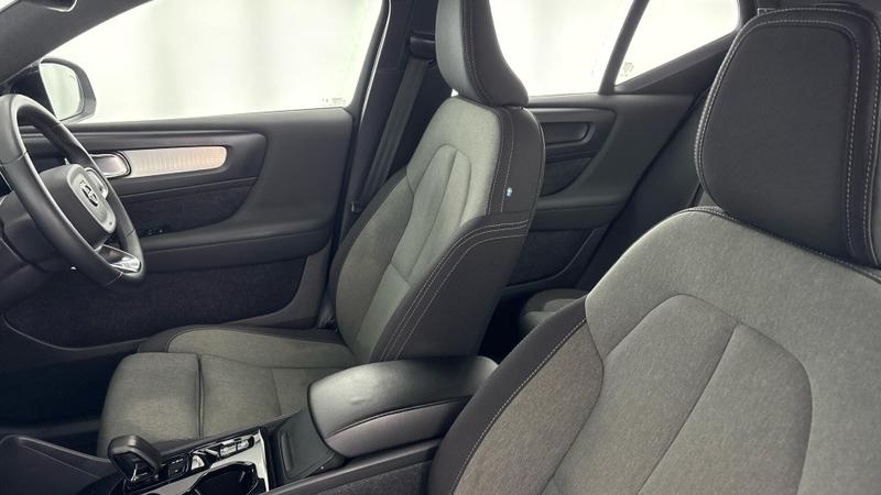 Used Volvo XC40 2023 for sale - 77407006: Photo 36