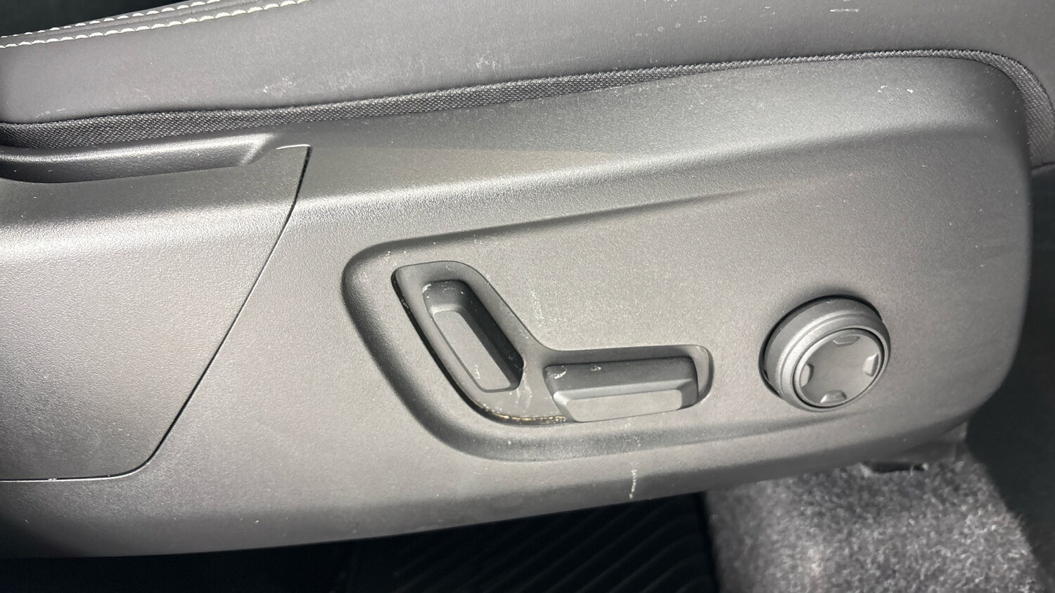 Used Volvo XC40 2025 for sale - 78123258: Photo 19