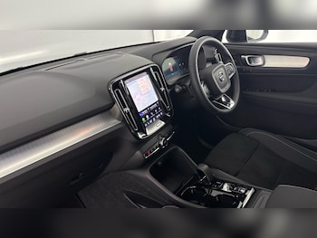 Used Volvo XC40 2025 for sale - 78123258: Photo