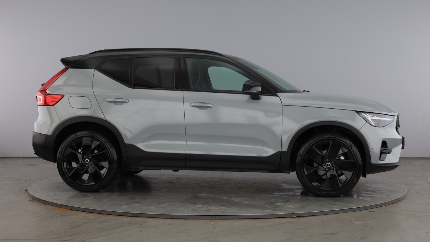 Used Volvo XC40 2025 for sale - 78123258: Photo 4