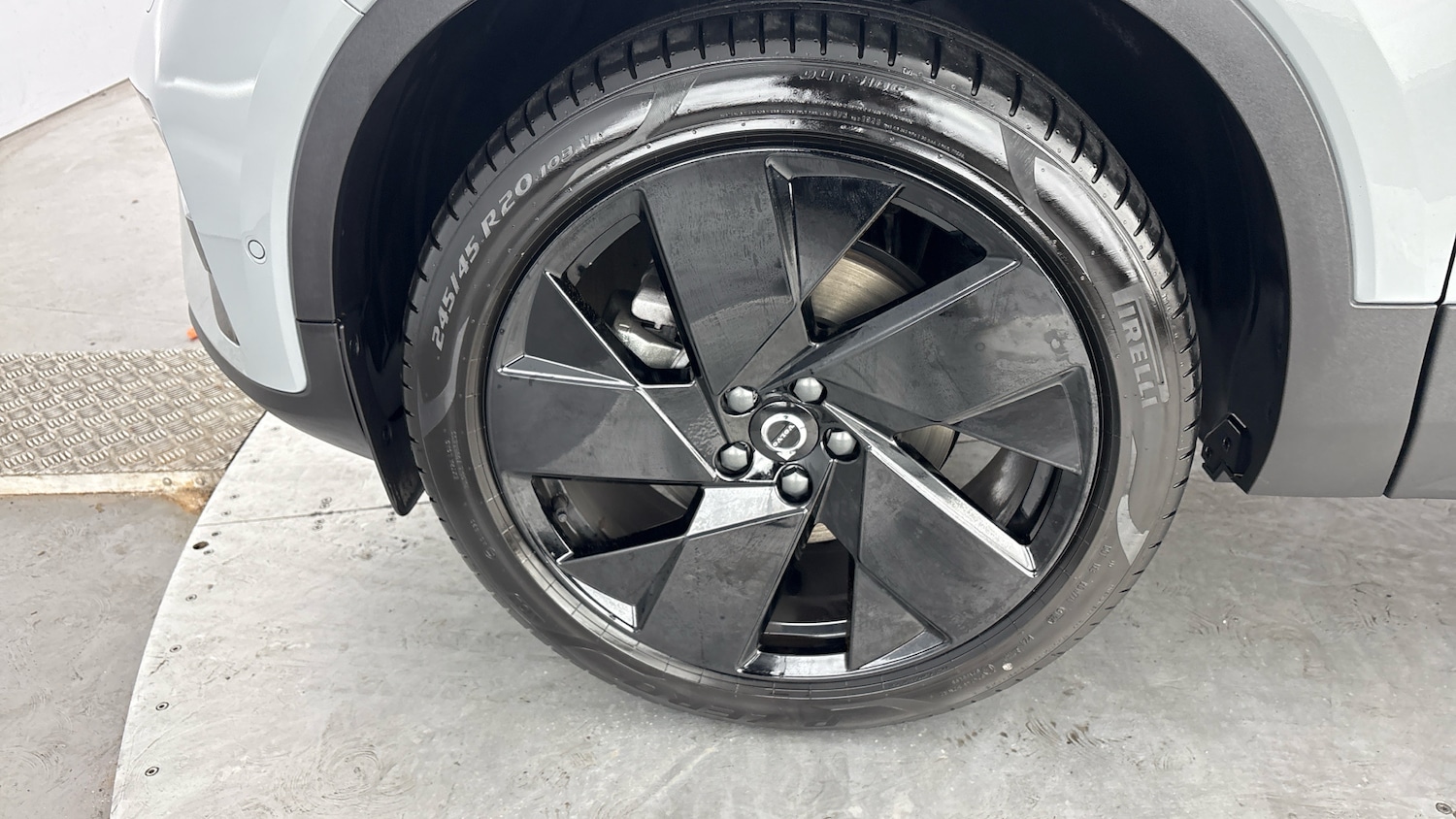 Used Volvo XC40 2025 for sale - 78123258: Photo 42