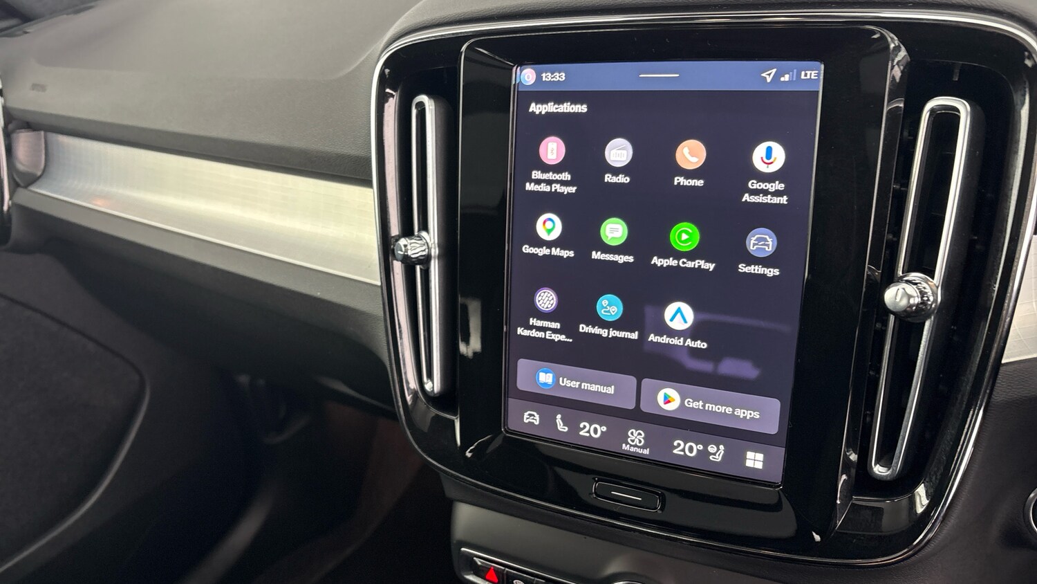 Used Volvo XC40 2025 for sale - 78123258: Photo 8