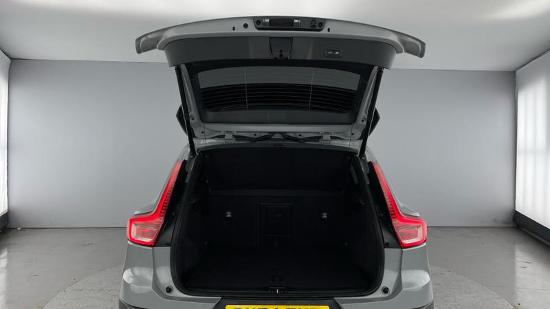 Used Volvo XC40 2025 for sale - 76008500: Photo 12