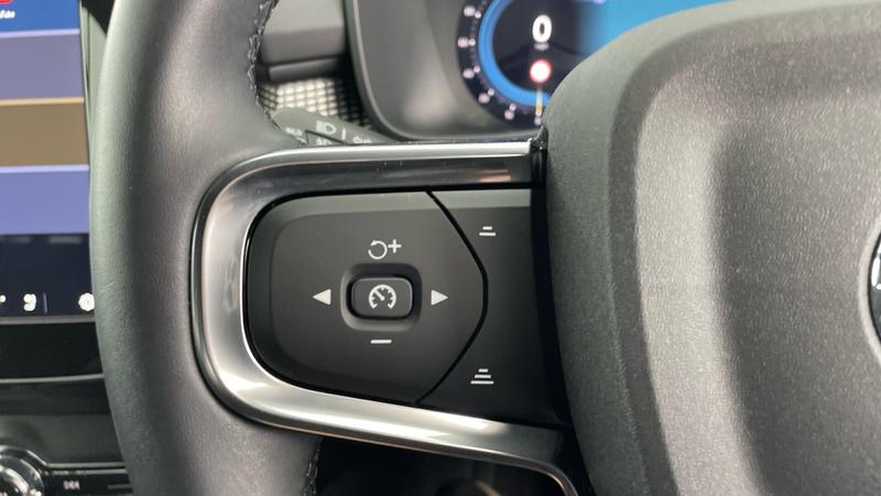 Used Volvo XC40 2025 for sale - 76008500: Photo 16