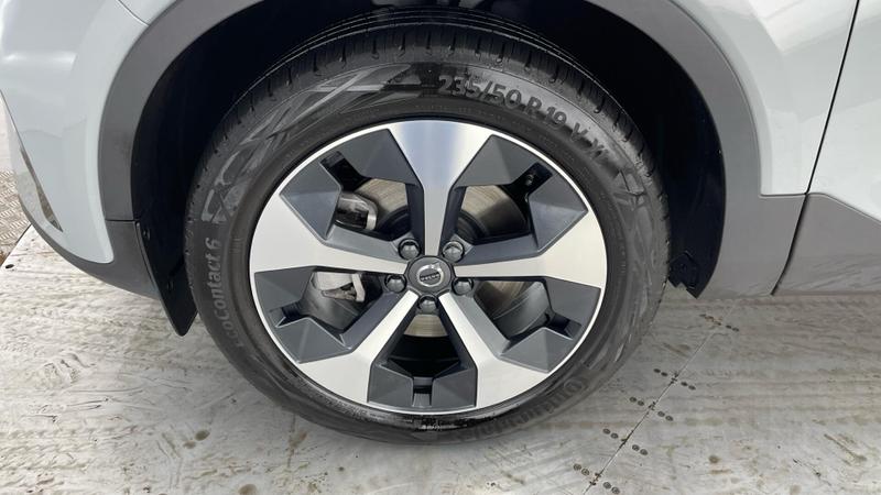 Used Volvo XC40 2025 for sale - 76008500: Photo 36