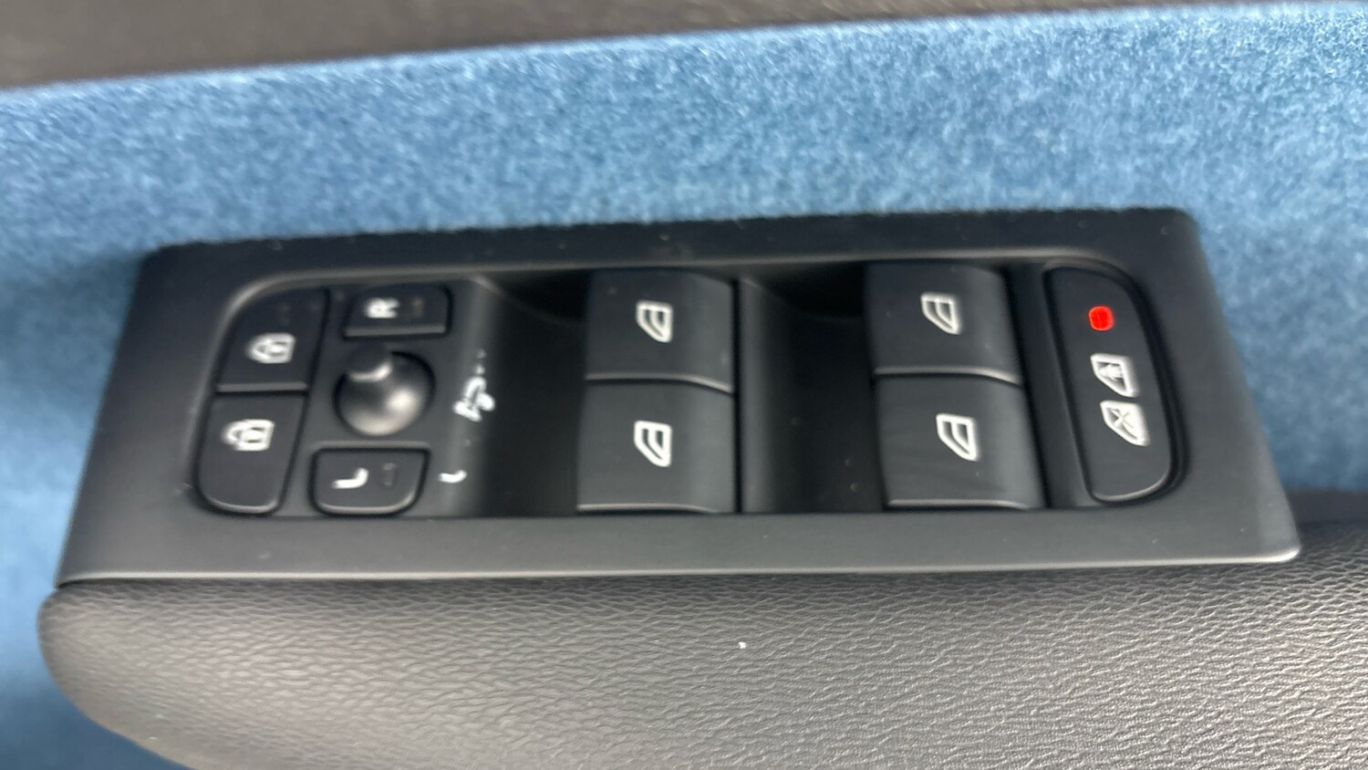 Used Volvo XC40 2022 for sale - 77603217: Photo 20