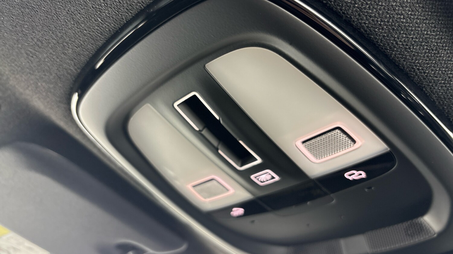 Used Volvo XC40 2022 for sale - 77603217: Photo 29