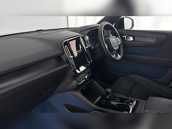 Used Volvo XC40 2022 for sale - 77603217: Photo