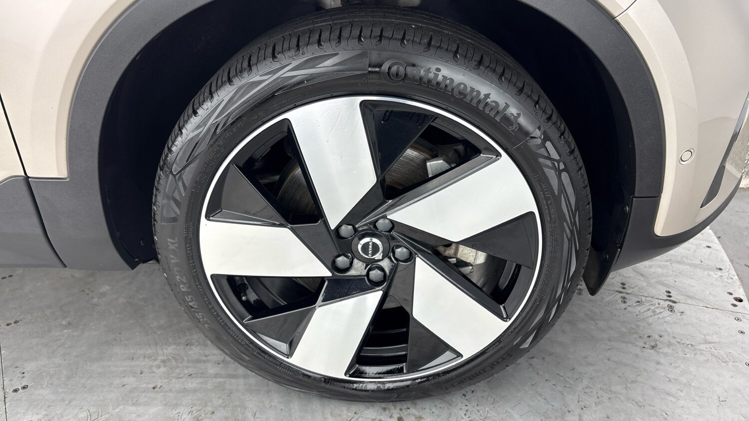 Used Volvo XC40 2022 for sale - 77603217: Photo 5