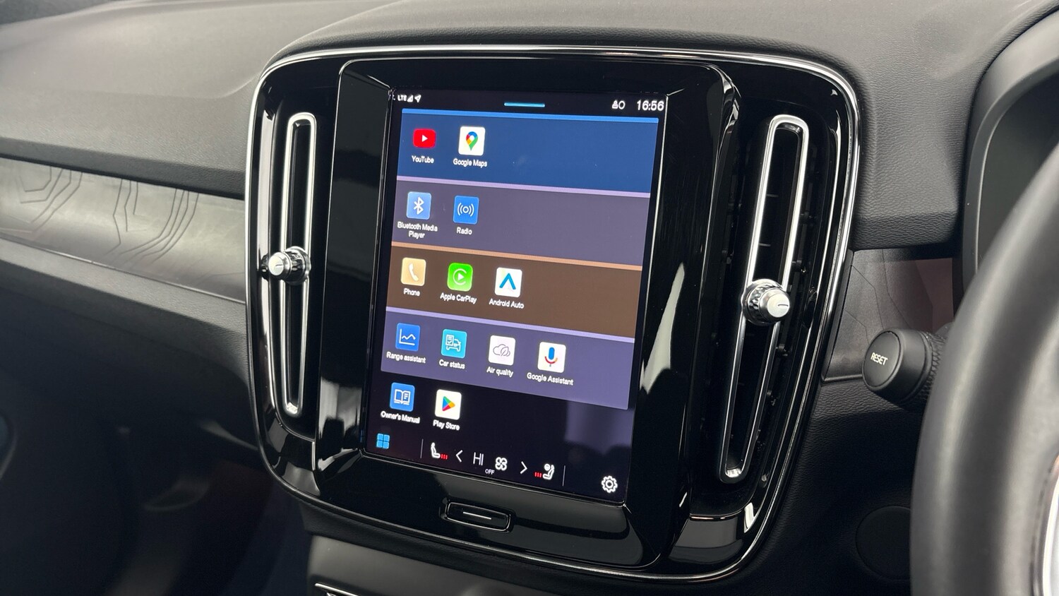 Used Volvo XC40 2022 for sale - 77603217: Photo 8