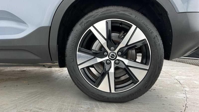 Used Volvo XC40 2021 for sale - 76631247: Photo 4