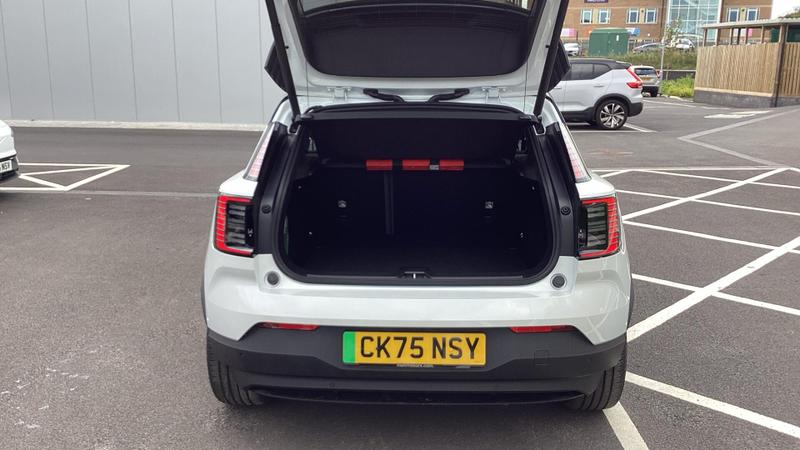 Used Volvo EX30 2025 for sale - 76008514: Photo 14