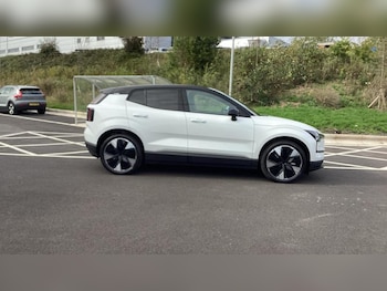 Used Volvo EX30 2025 for sale - 75972850: Photo
