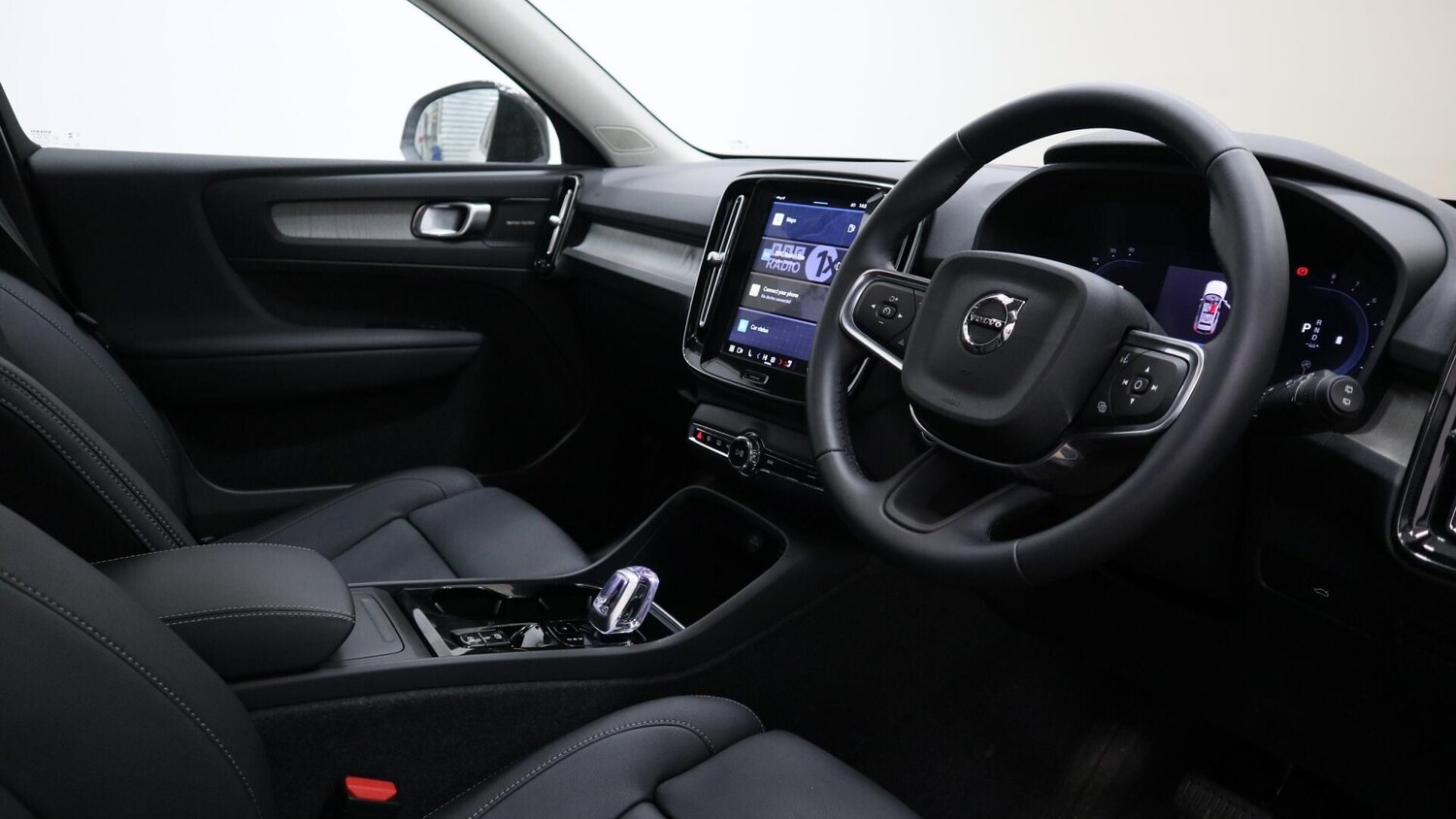 Used Volvo XC40 2024 for sale - 77789712: Photo 12