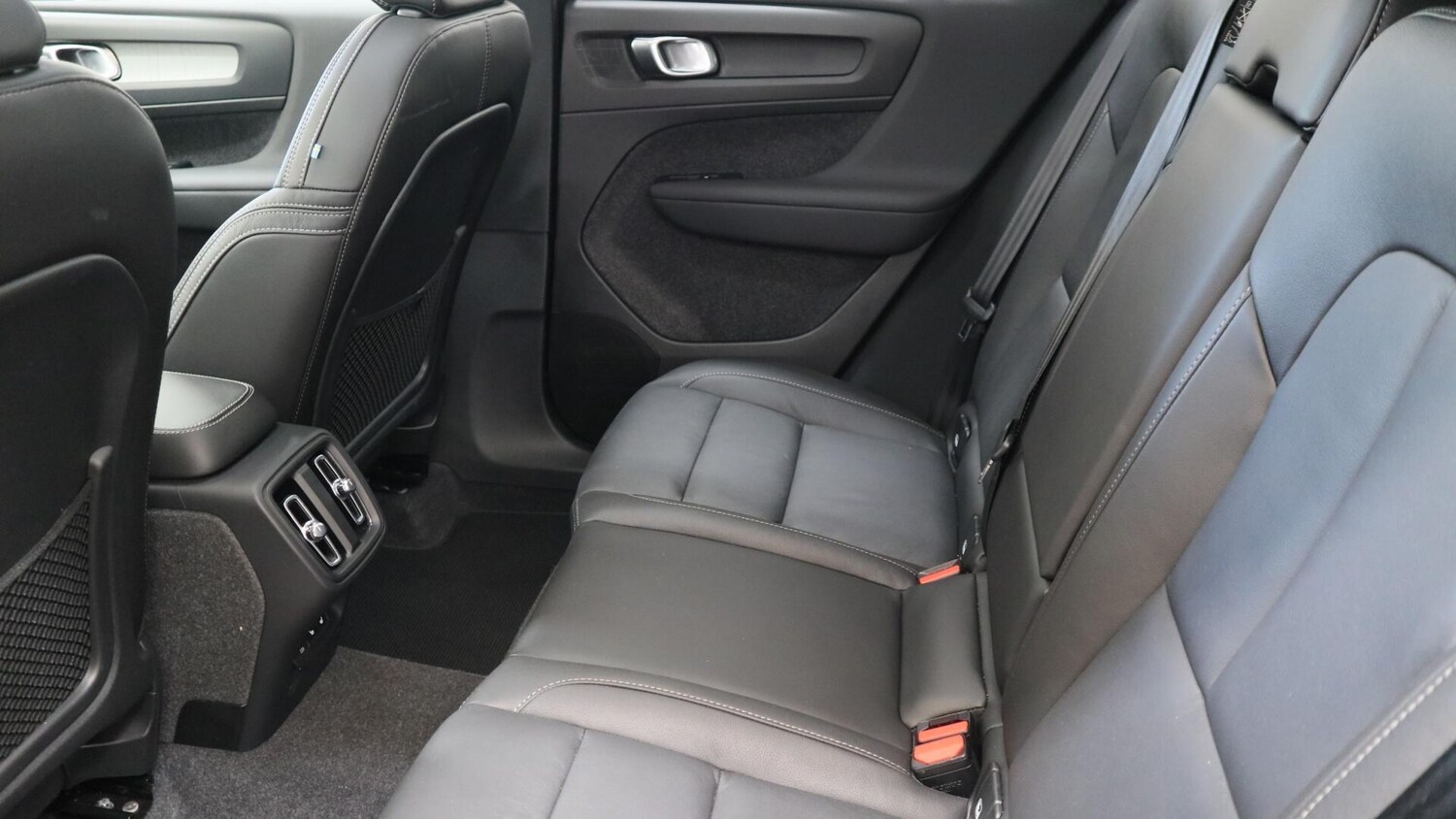 Used Volvo XC40 2024 for sale - 77789712: Photo 16