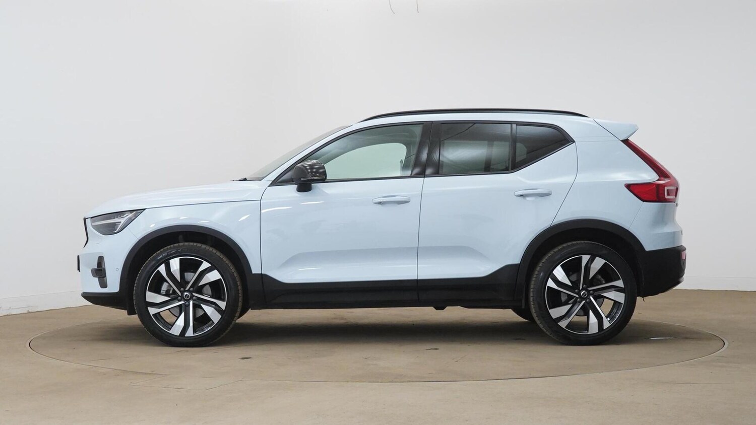 Used Volvo XC40 2024 for sale - 77789712: Photo 9