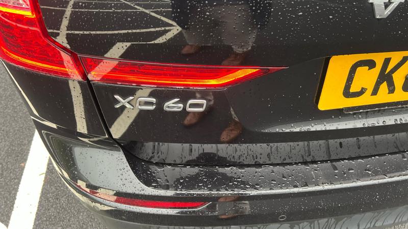 Used Volvo XC60 2017 for sale - 76580778: Photo 25