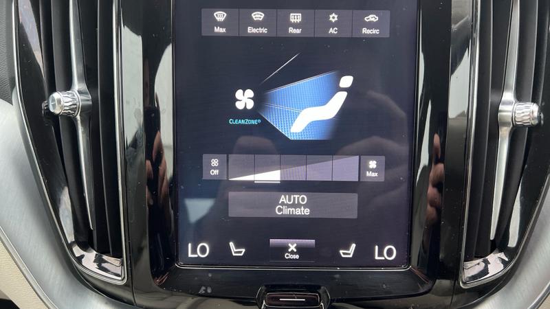 Used Volvo XC60 2017 for sale - 76580778: Photo 44