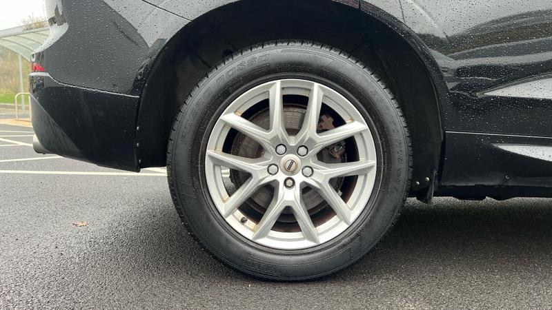 Used Volvo XC60 2017 for sale - 76580778: Photo 5