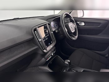 Used Volvo XC40 2021 for sale - 77055894: Photo