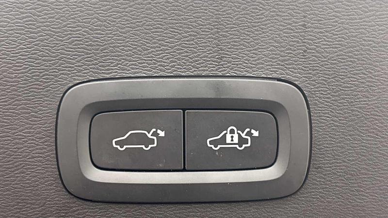 Used Volvo XC40 2022 for sale - 77367649: Photo 19