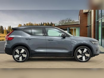 Used Volvo XC40 2022 for sale - 77367649: Photo