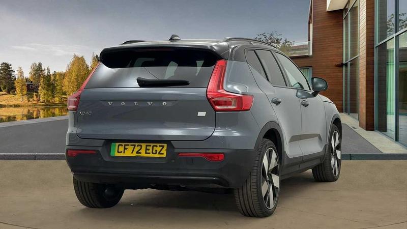 Used Volvo XC40 2022 for sale - 77367649: Photo 3
