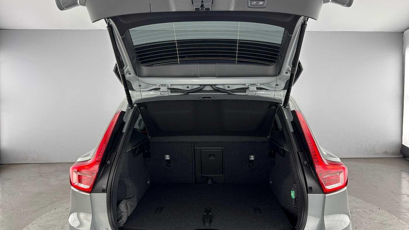 Used Volvo XC40 2026 for sale - 77791232: Photo 13