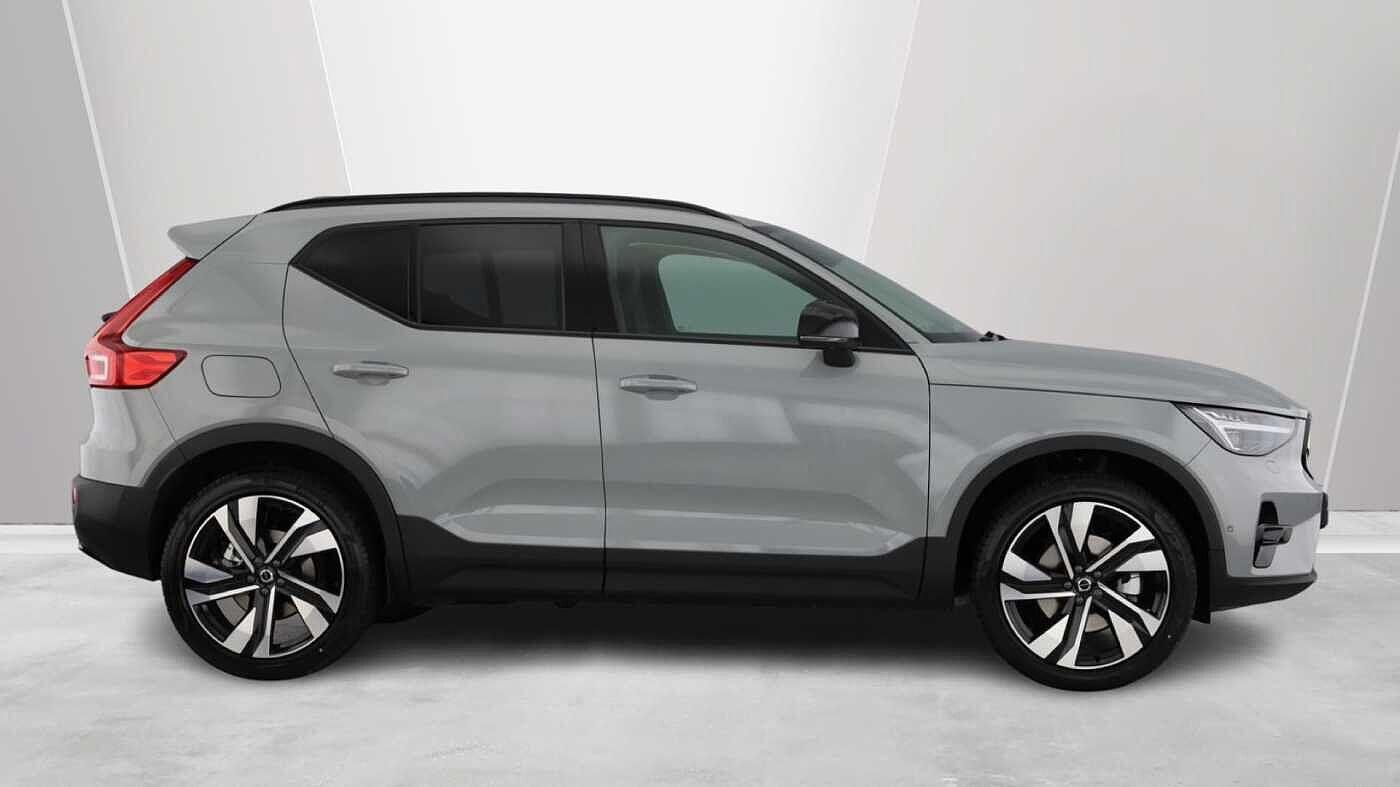 Used Volvo XC40 2026 for sale - 77791232: Photo 3