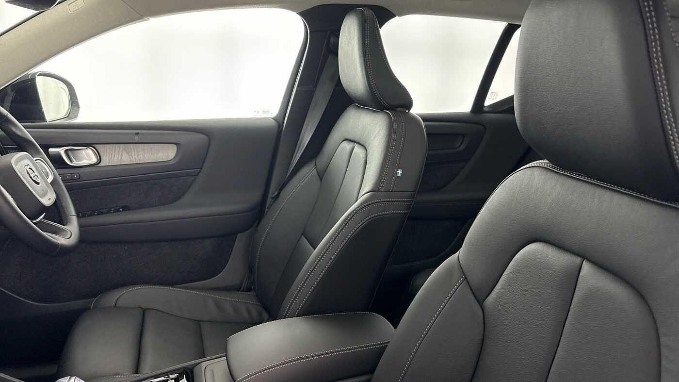 Used Volvo XC40 2026 for sale - 77791232: Photo 36