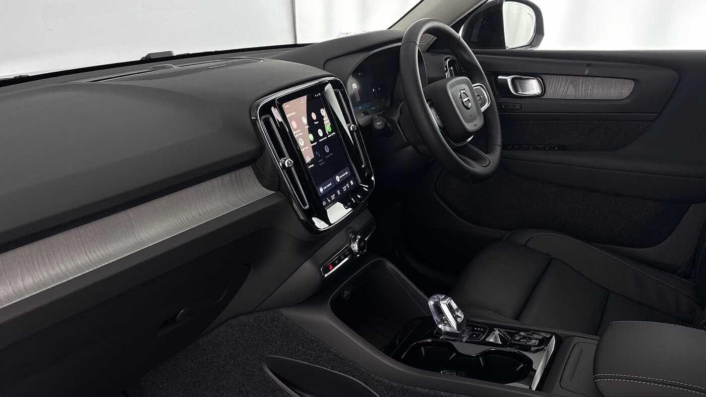 Used Volvo XC40 2026 for sale - 77791232: Photo 41