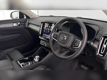 Used Volvo XC40 2026 for sale - 77791232: Photo