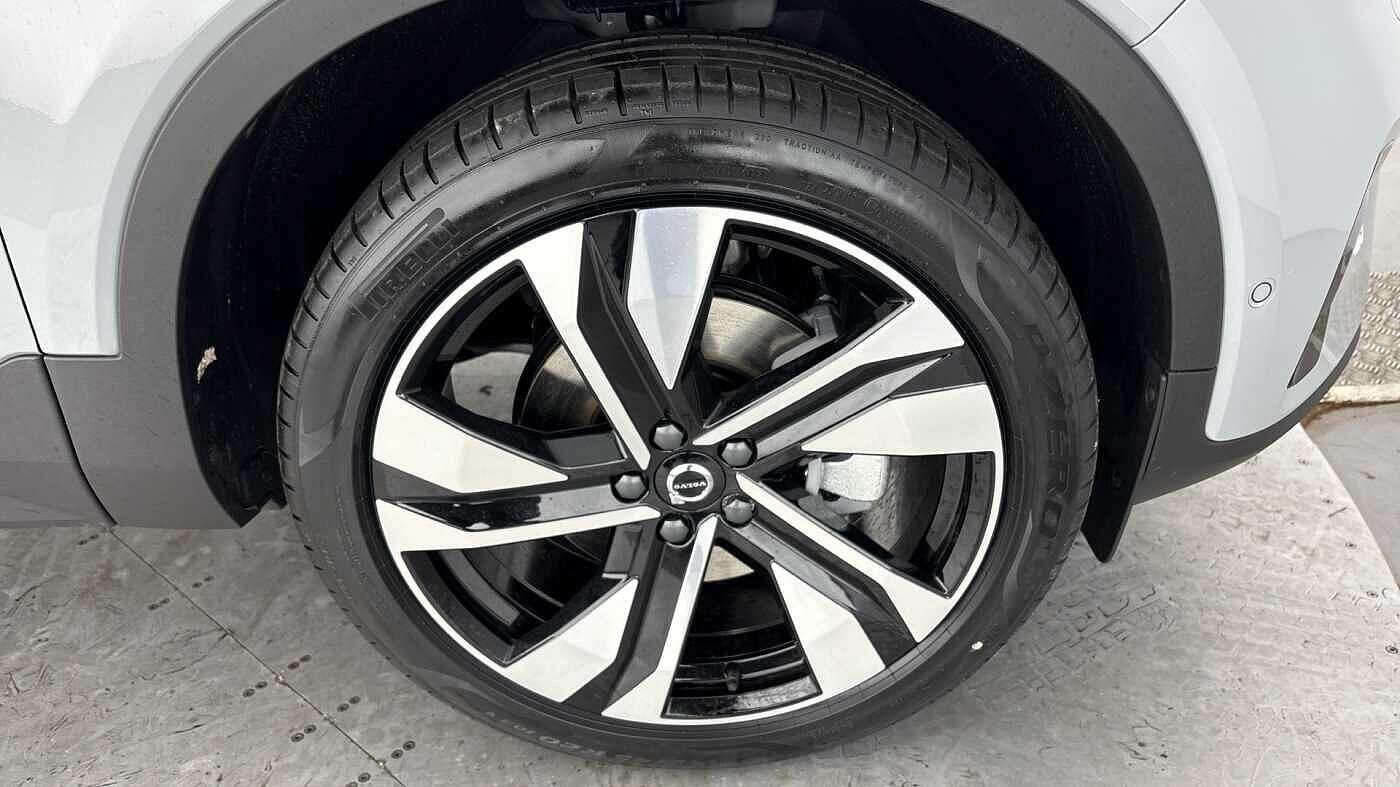 Used Volvo XC40 2026 for sale - 77791232: Photo 9