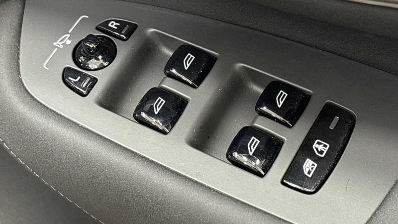 Used Volvo XC90 2025 for sale - 76895616: Photo 25