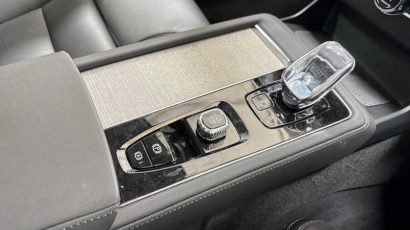 Used Volvo XC90 2025 for sale - 76895616: Photo 32