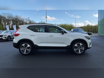 Used Volvo XC40 2025 for sale - 77946293: Photo