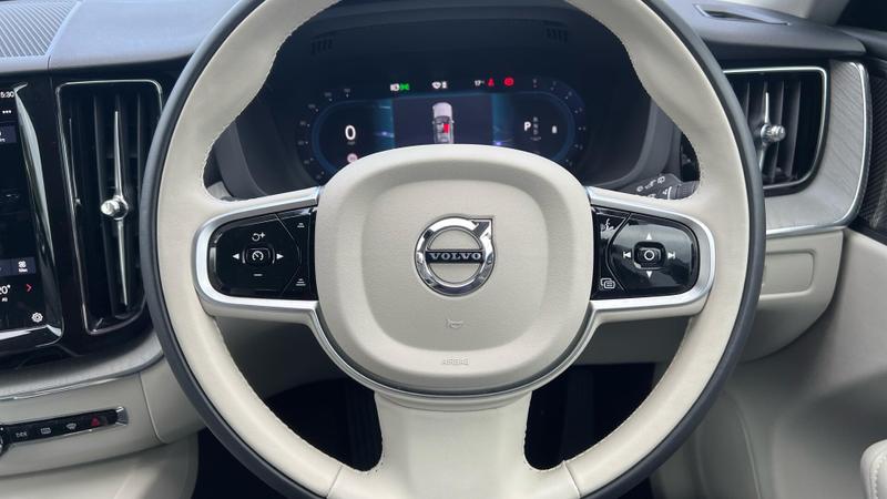 Used Volvo XC60 2025 for sale - 76797077: Photo 12